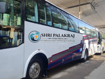 Swift Comfort 27 – AC Luxurious Coach